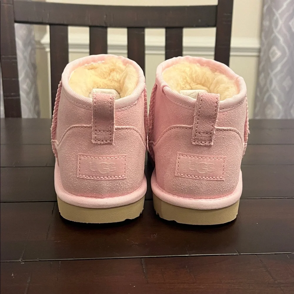 Ugg Classic Ultra Mini Dazzle Boots new pink Big Girls Youth Size 5